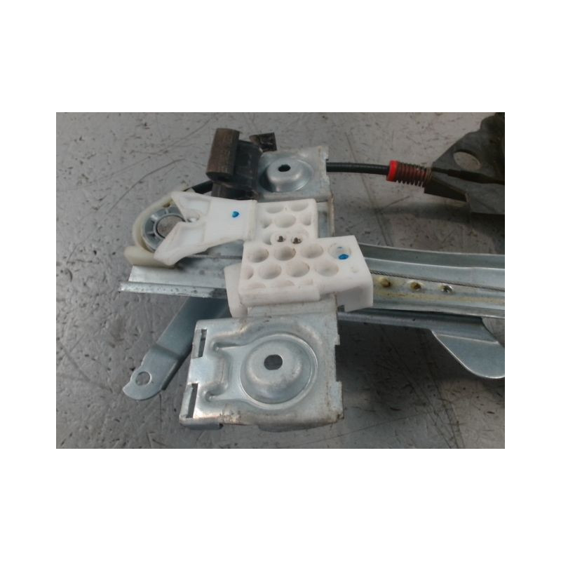 MECANISME+MOTEUR LEVE-GLACE AVANT DROIT FORD FIESTA 2008-
