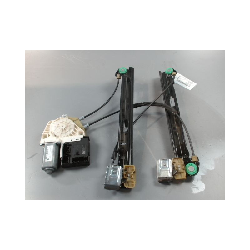 MECANISME+MOTEUR LEVE-GLACE AVANT GAUCHE SEAT LEON 2009-