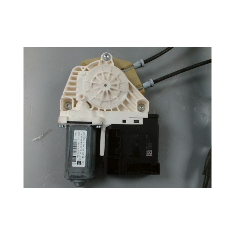 MECANISME+MOTEUR LEVE-GLACE AVANT GAUCHE SEAT LEON 2009-