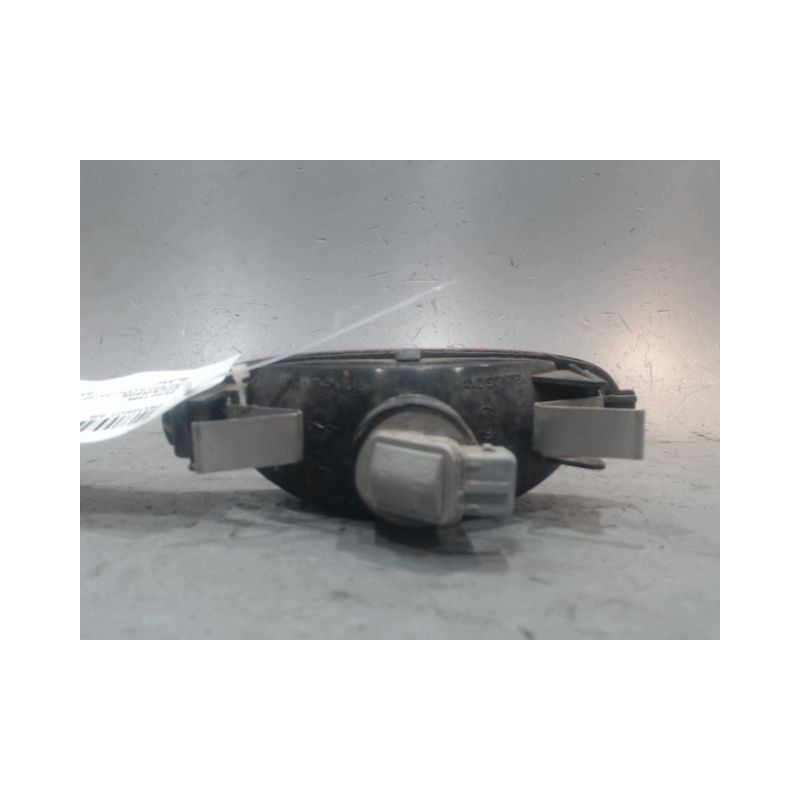 FEU BROUILLARD CENTRAL ARRIERE PEUGEOT 206