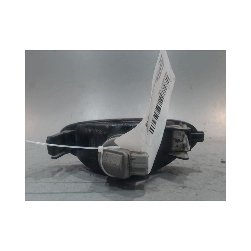 FEU BROUILLARD CENTRAL ARRIERE PEUGEOT 206