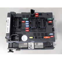 BOITE A FUSIBLES PEUGEOT 206