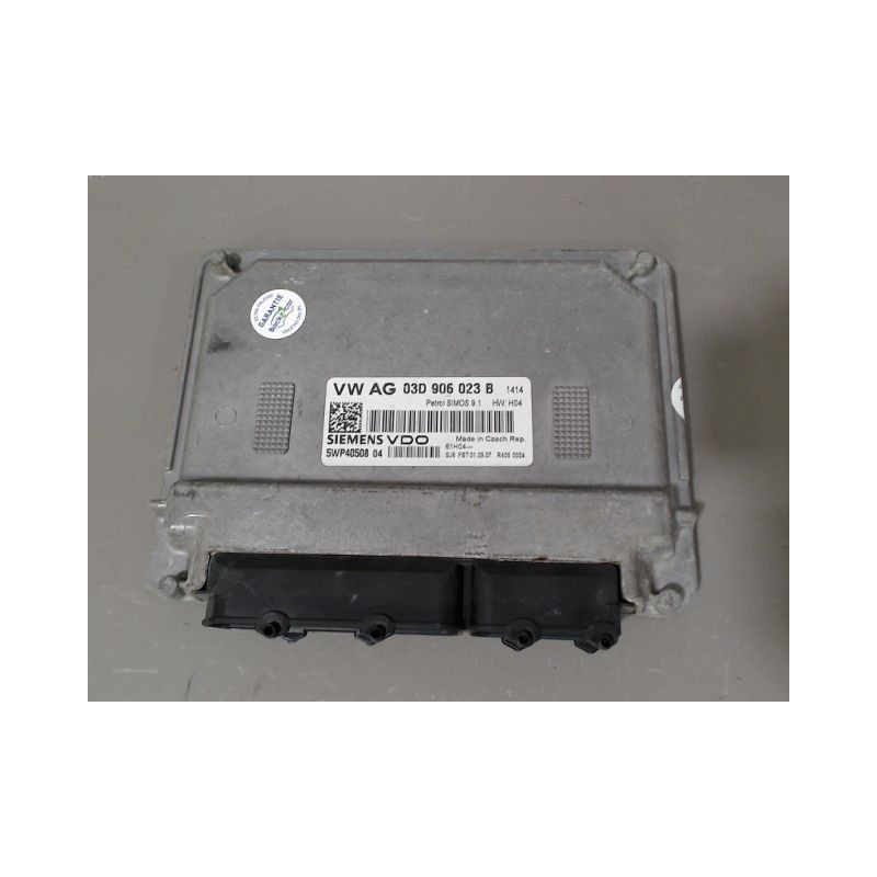 CALCULATEUR MOTEUR VOLKSWAGEN FOX