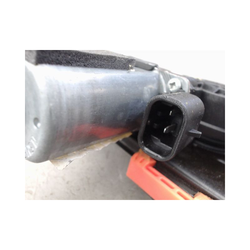MECANISME LEVE-GLACE AVANT DROIT FIAT PUNTO
