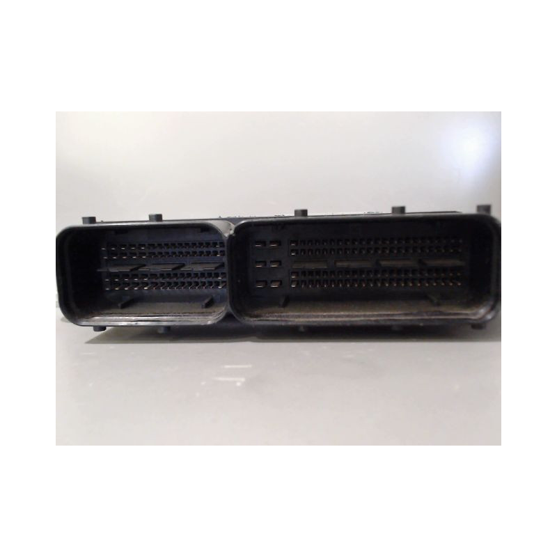 CALCULATEUR MOTEUR AUDI A5