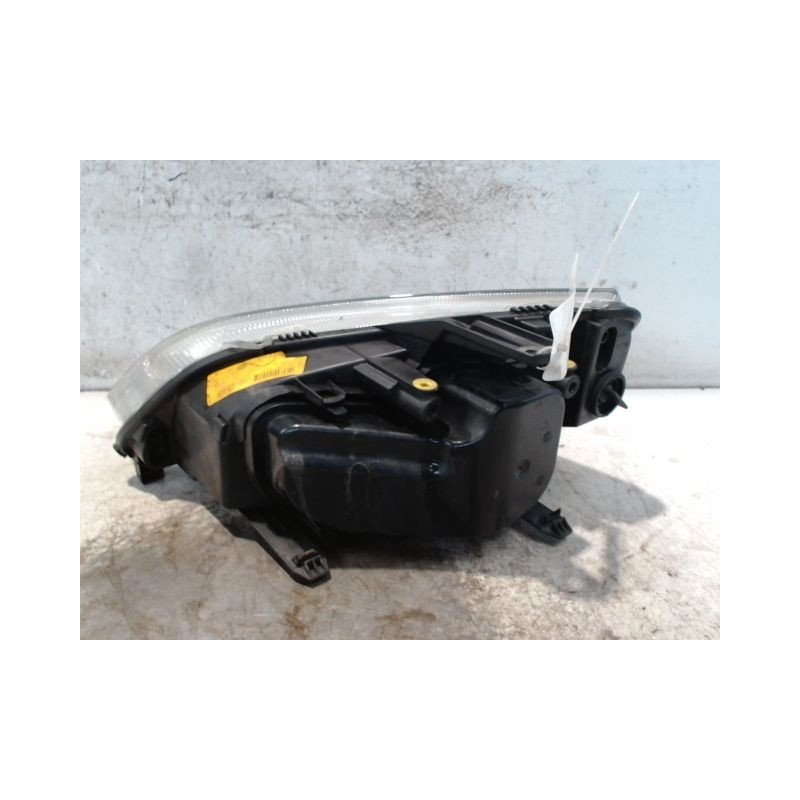 PHARE DROIT FORD FOCUS C-MAX 03-07