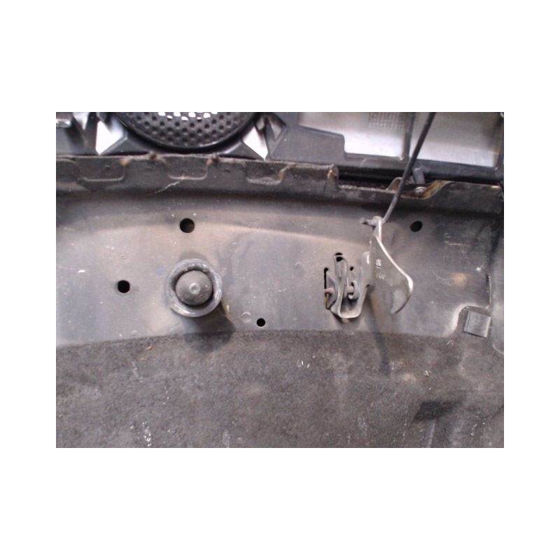 CAPOT OPEL MERIVA 2006-