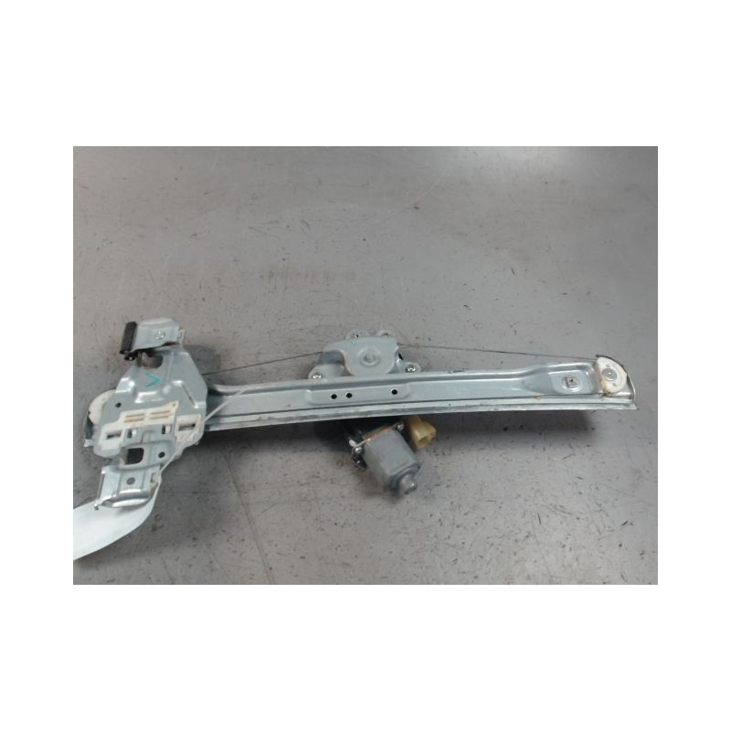 MECANISME+MOTEUR LEVE-GLACE ARRIERE DROIT CHEVROLET ORLANDO
