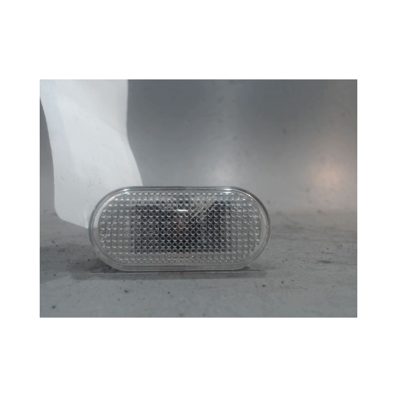 REPETITEUR AILE DROIT NISSAN QASHQAI