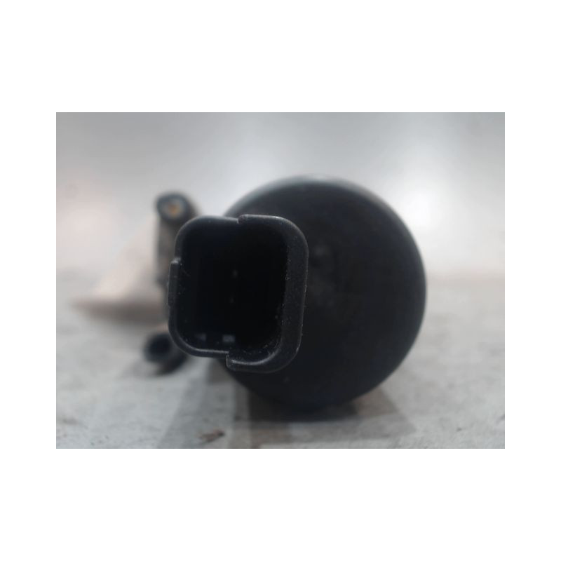 POMPE LAVE-GLACE AVANT NISSAN QASHQAI