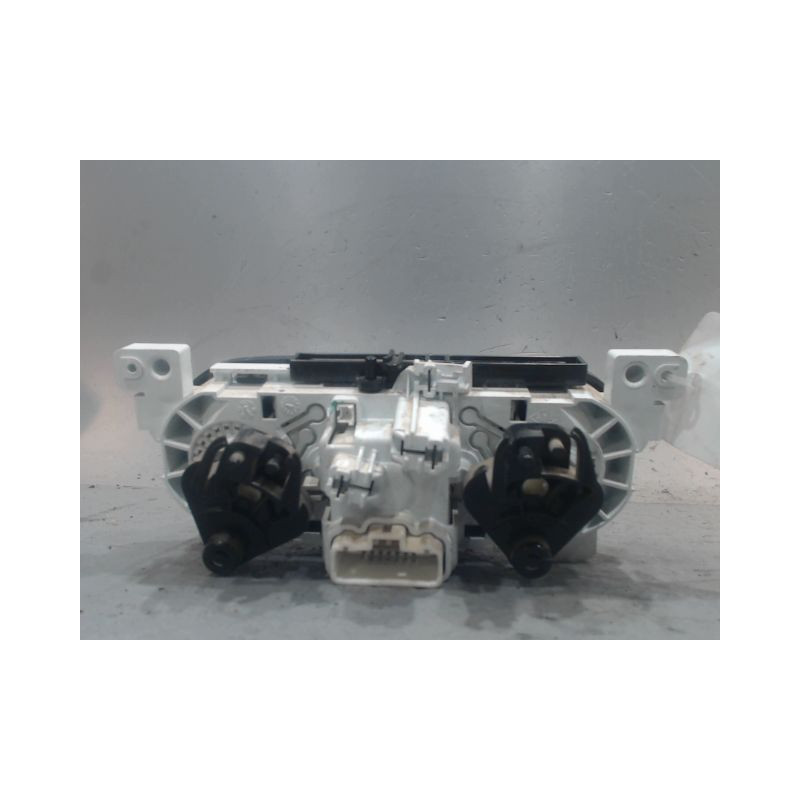 COMMANDE DE CHAUFFAGE DACIA SANDERO
