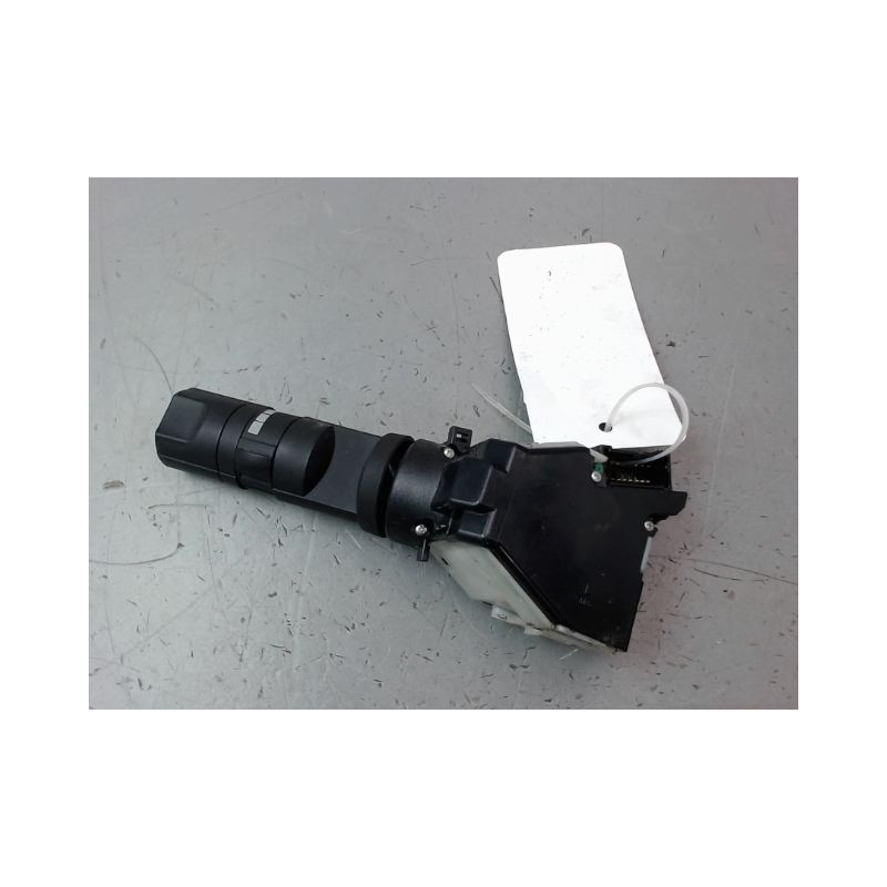 COMMANDE ESSUIE GLACE NISSAN PATHFINDER
