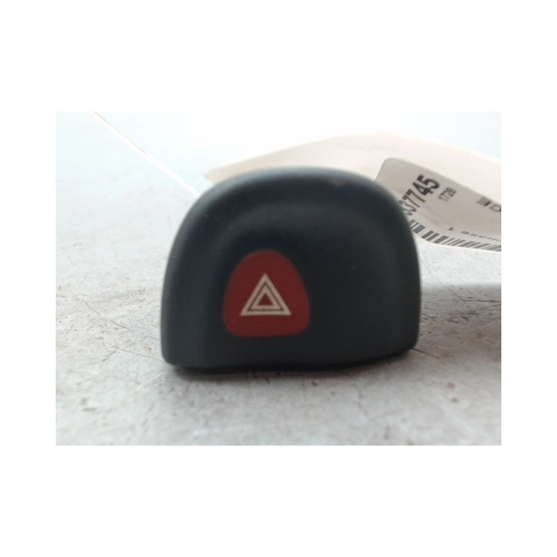 BOUTON DE WARNING RENAULT MEGANE I Phase 1 1995-1999