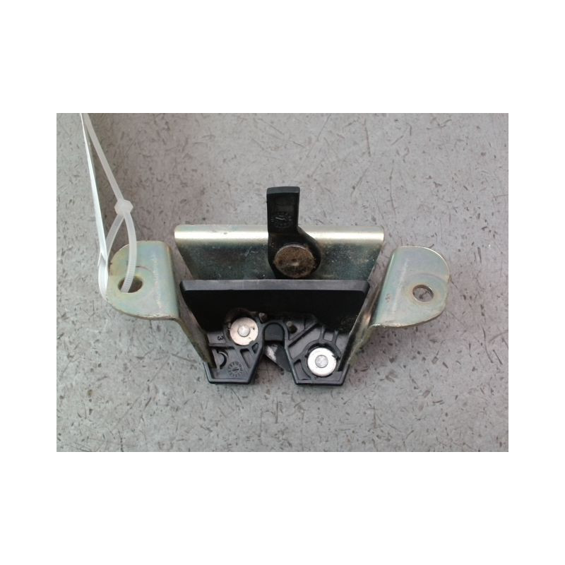 SERRURE HAYON  TOYOTA AYGO I Phase 2 2009-2012