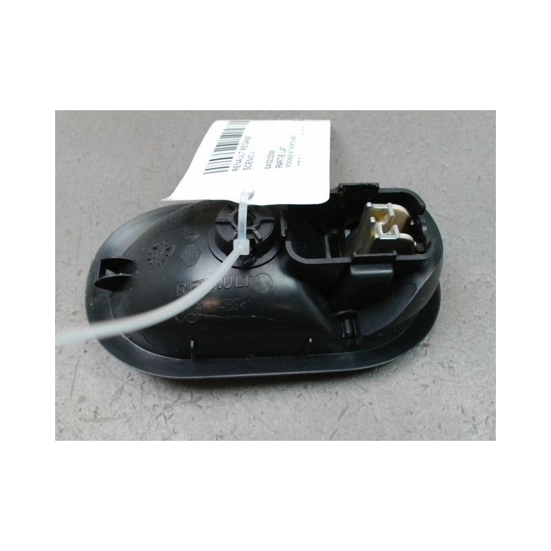 POIGNEE INTERIEURE PORTE ARRIERE GAUCHE RENAULT SCENIC MONOSP. II Phase 2 2006-2009