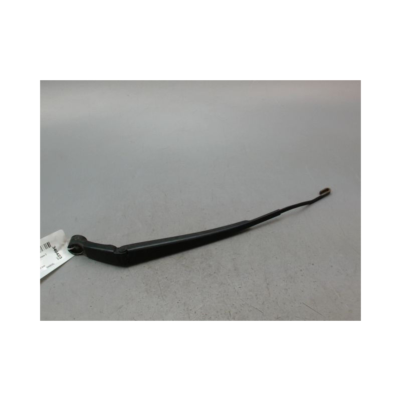 BRAS ESSUIE-GLACE AVANT GAUCHE TOYOTA YARIS II Phase 2 2009-2011