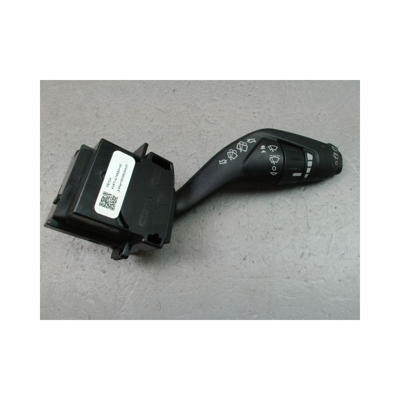 COMMANDE ESSUIE GLACE FORD FOCUS III 2011-...
