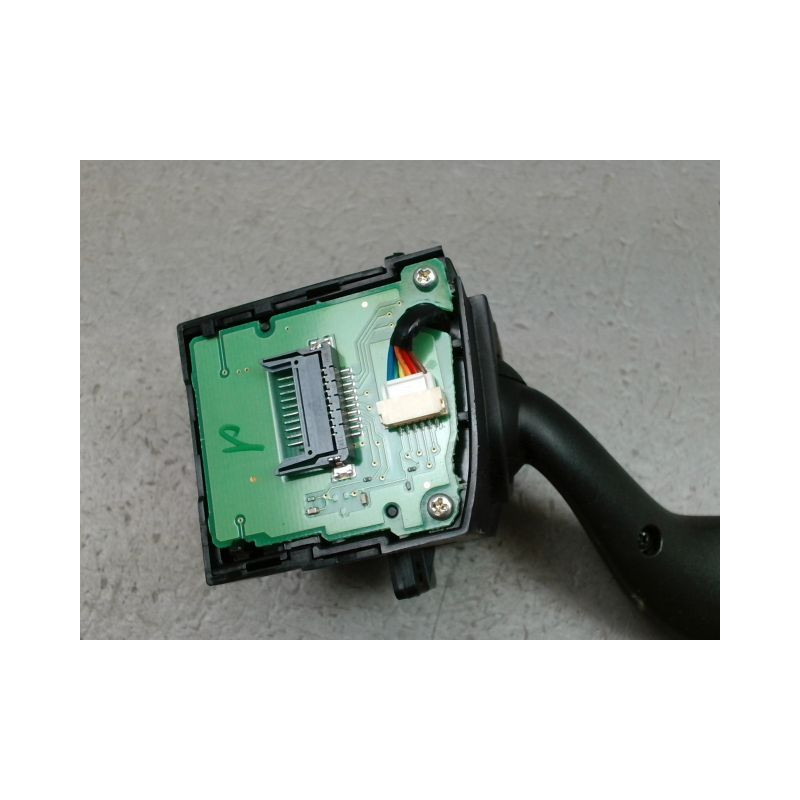COMMANDE ESSUIE GLACE FORD FOCUS III 2011-...