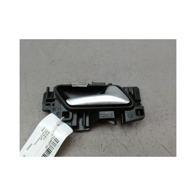 POIGNEE INTERIEURE PORTE AVANT DROIT PEUGEOT 308 2011-