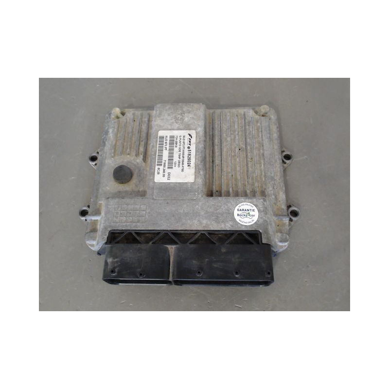 CALCULATEUR MOTEUR FIAT PUNTO