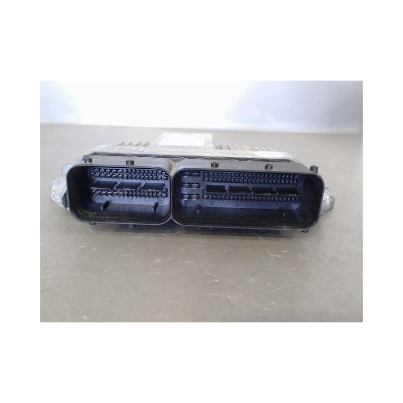 CALCULATEUR MOTEUR FIAT PUNTO