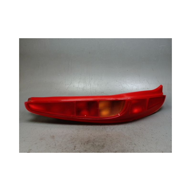 FEU ARRIERE GAUCHE  FIAT PUNTO 2003-