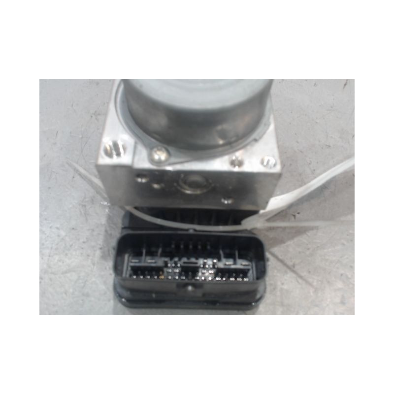 UNITE HYDRAULIQUE ABS TOYOTA C-HR