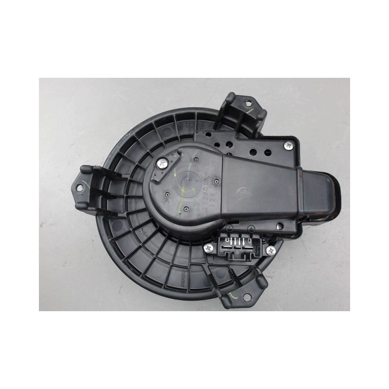 MOTEUR VENTILATEUR CHAUFFAGE TOYOTA RAV4