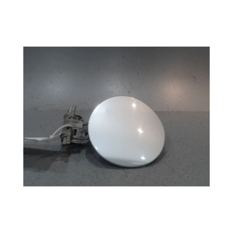 VOLET DE TRAPPE CARBURANT TOYOTA AYGO