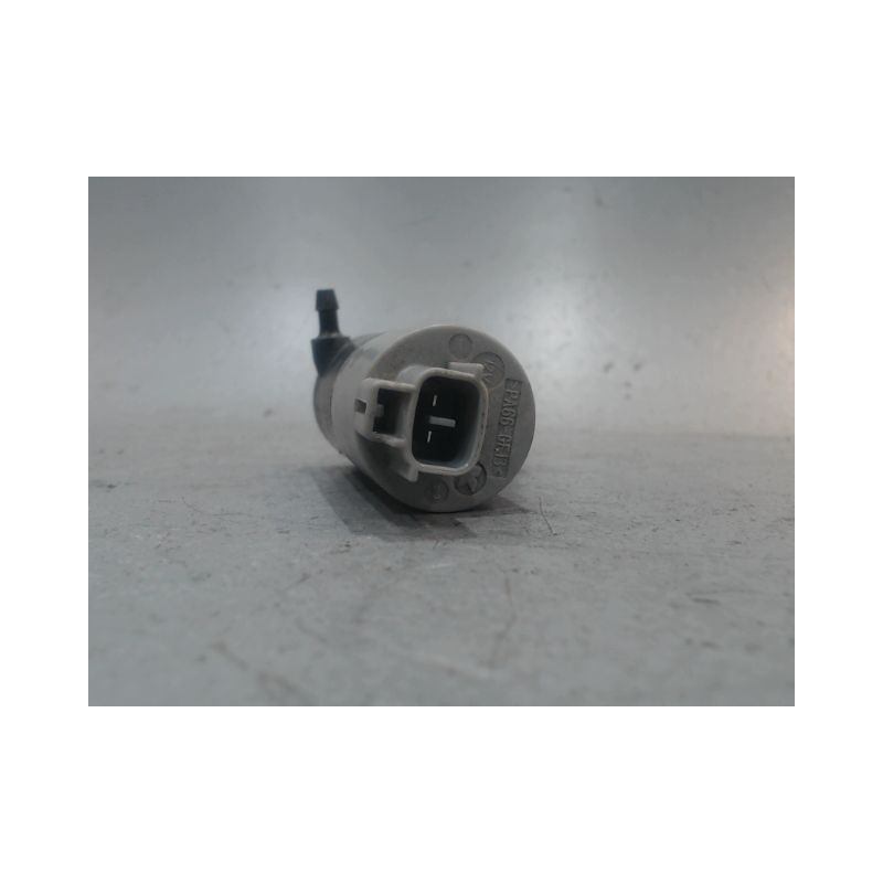 POMPE LAVE-GLACE ARRIERE TOYOTA AYGO