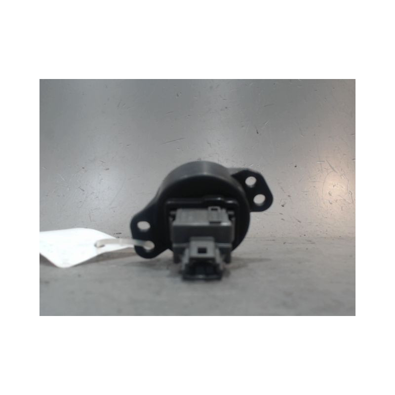 BOUTON DE WARNING TOYOTA AYGO