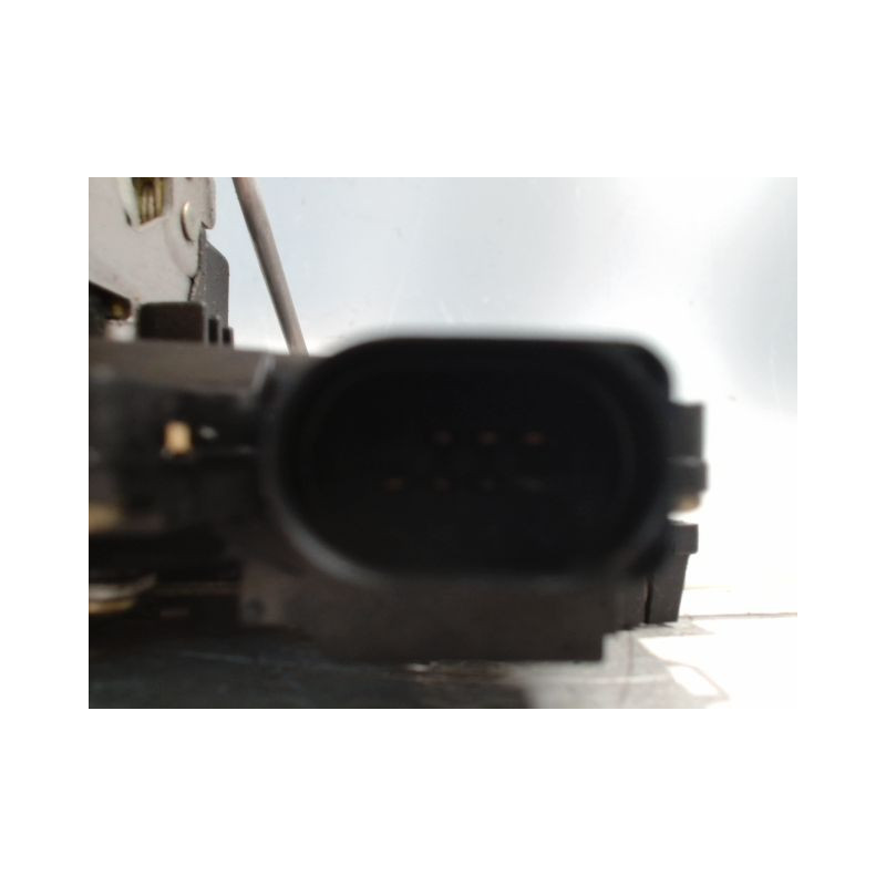 SYSTEME CONDAMNATION AVANT DROIT AUDI A4 AVANT 01-04