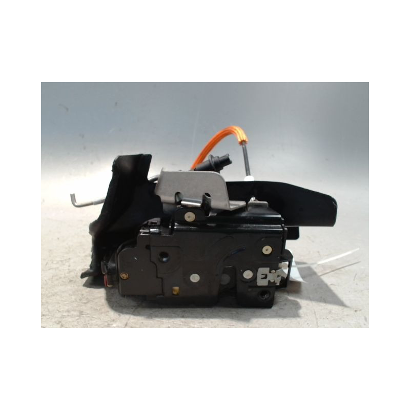 SYSTEME CONDAMNATION ARRIERE DROIT AUDI A4 AVANT 01-04