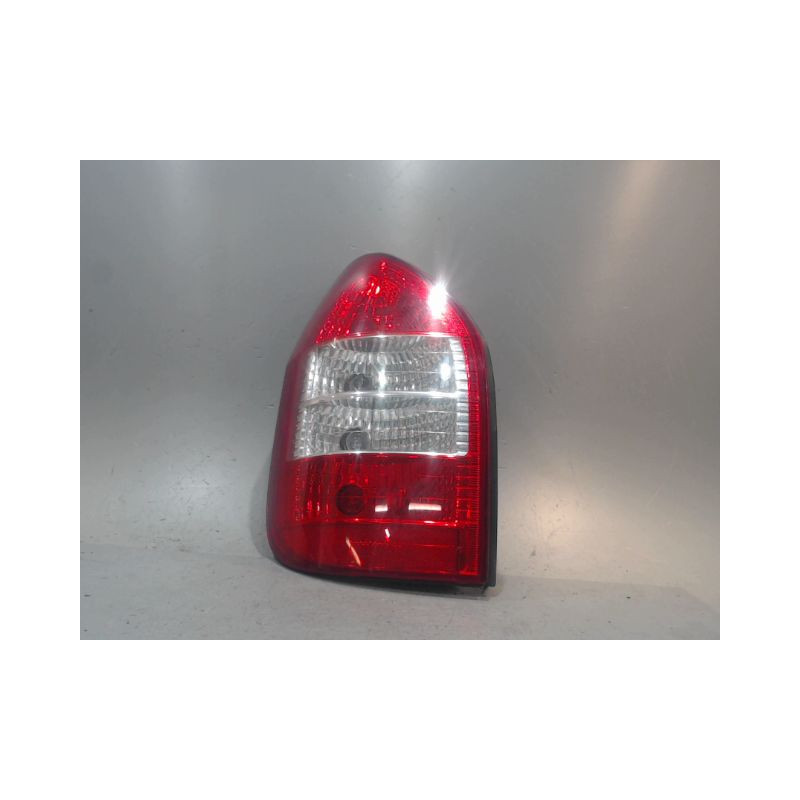 FEU ARRIERE GAUCHE  OPEL ZAFIRA