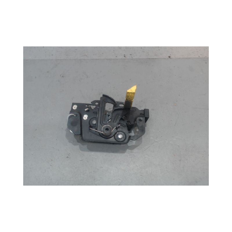 SERRURE CAPOT FORD FIESTA