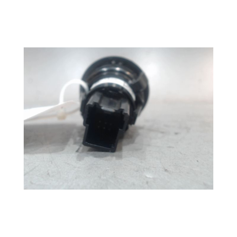 BOUTON DE DEMARRAGE FORD FIESTA