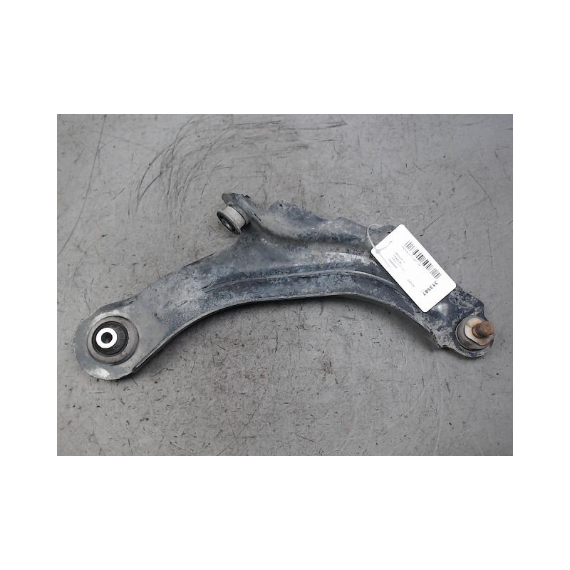 TRIANGLE INFERIEUR AVANT DROIT RENAULT CAPTUR