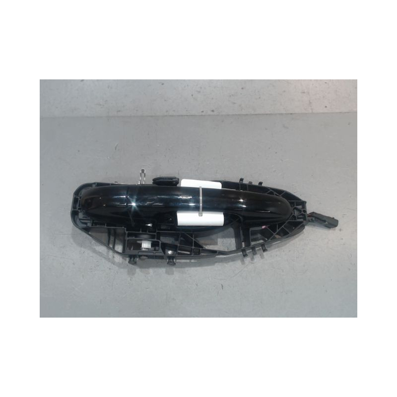 POIGNEE EXTERIEURE PORTE AVANT DROIT FORD FIESTA
