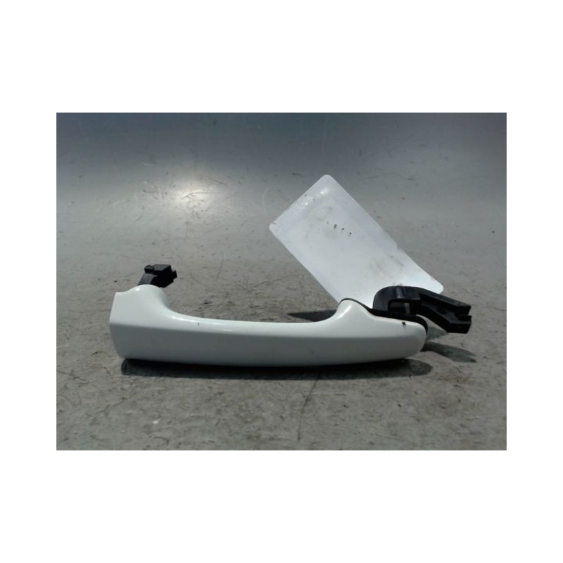 POIGNEE EXTERIEURE PORTE AVANT GAUCHE VOLVO C30