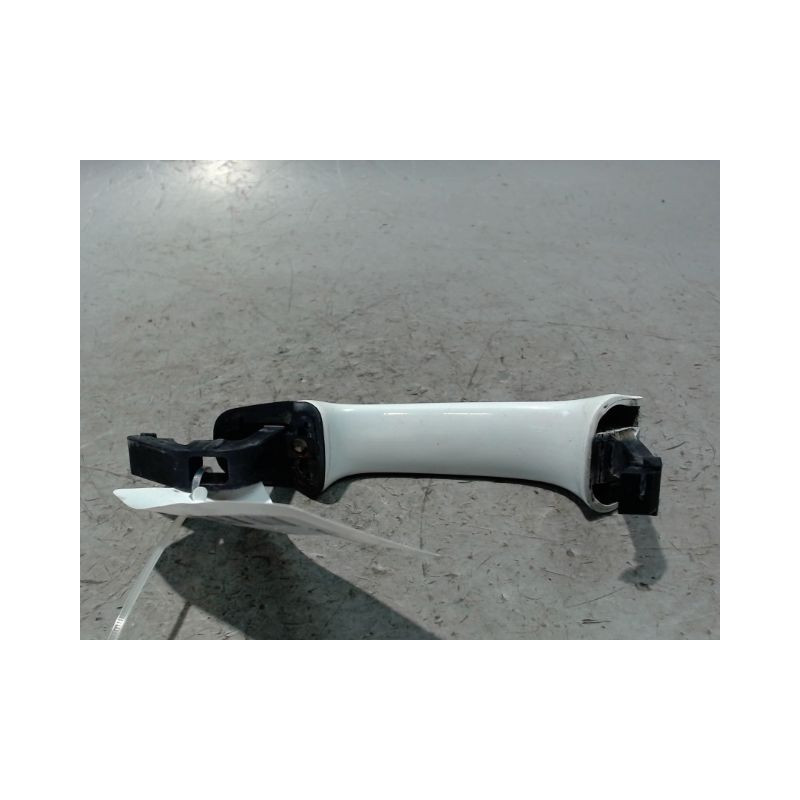 POIGNEE EXTERIEURE PORTE AVANT GAUCHE VOLVO C30
