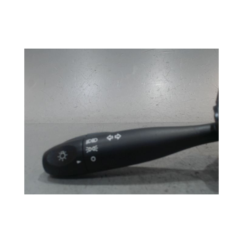 COMMANDE CLIGNOTANT HYUNDAI I10