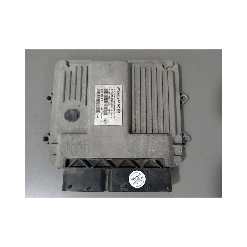 CALCULATEUR MOTEUR FIAT PUNTO