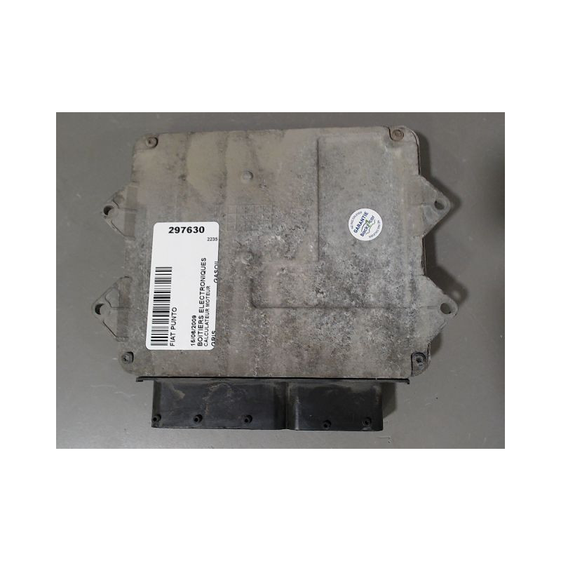 CALCULATEUR MOTEUR FIAT PUNTO