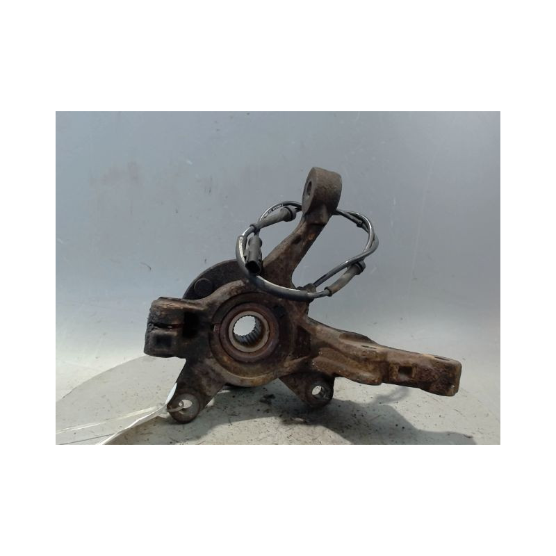 PIVOT AVANT GAUCHE FORD FIESTA 2010-
