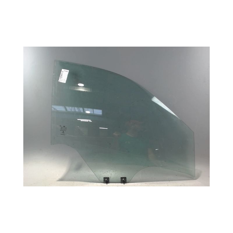 GLACE PORTE AVD RENAULT TWINGO II