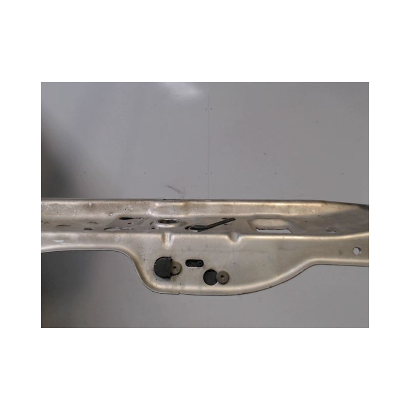 TRAVERSE SUPERIEURE ARMATURE AVANT OPEL ASTRA 2004-