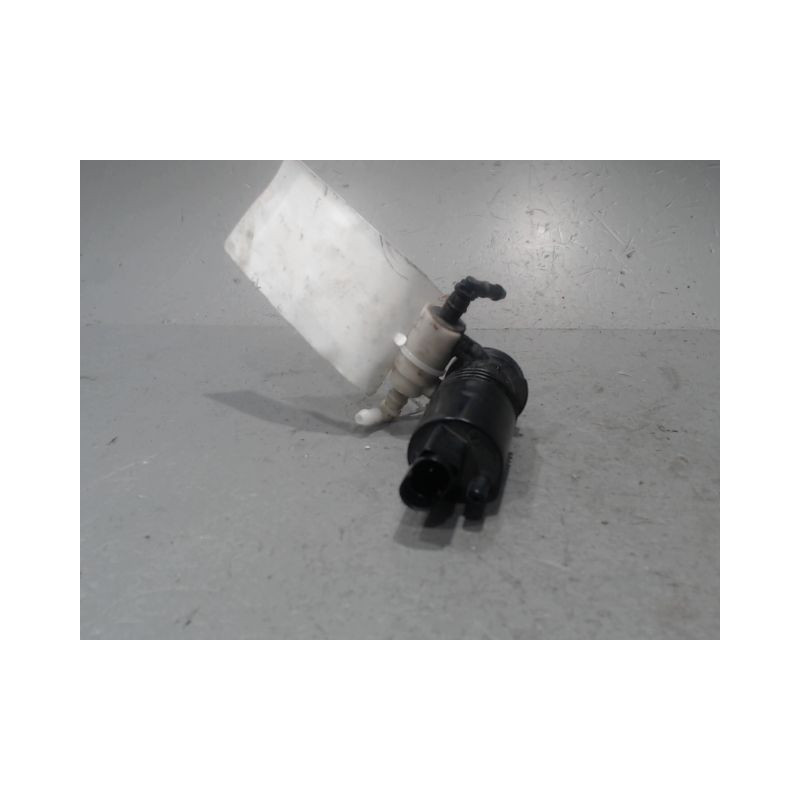 POMPE LAVE-GLACE AVANT MERCEDES CLASSE ML