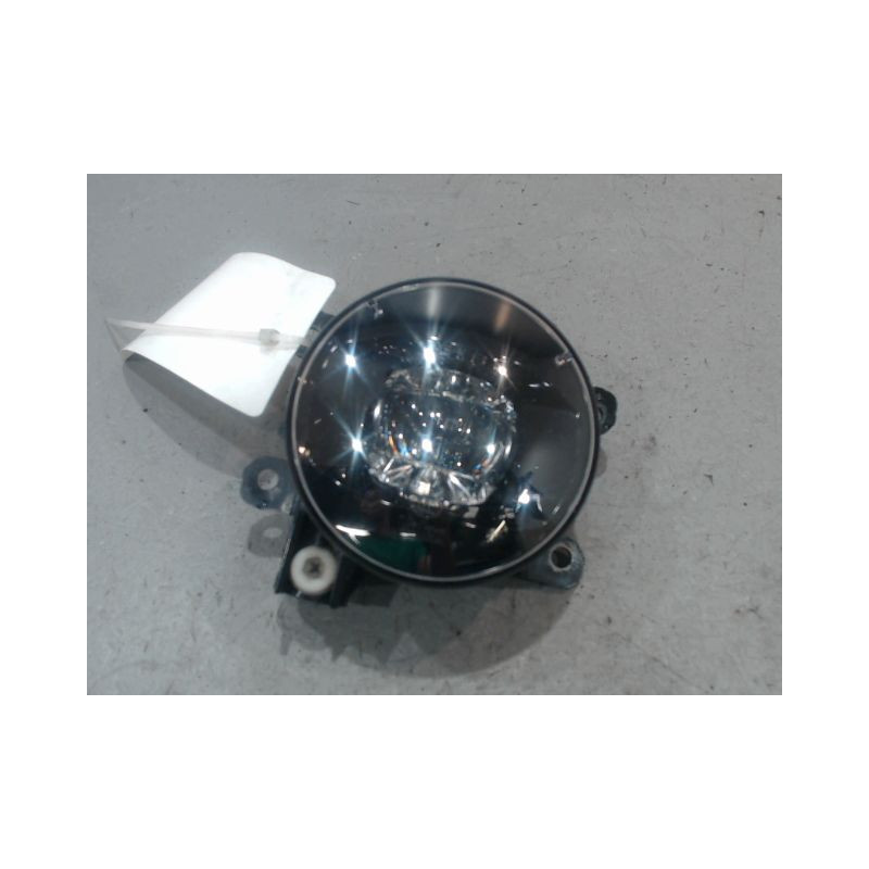 PHARE ANTIBROUILLARD AVANT DROIT RENAULT CLIO