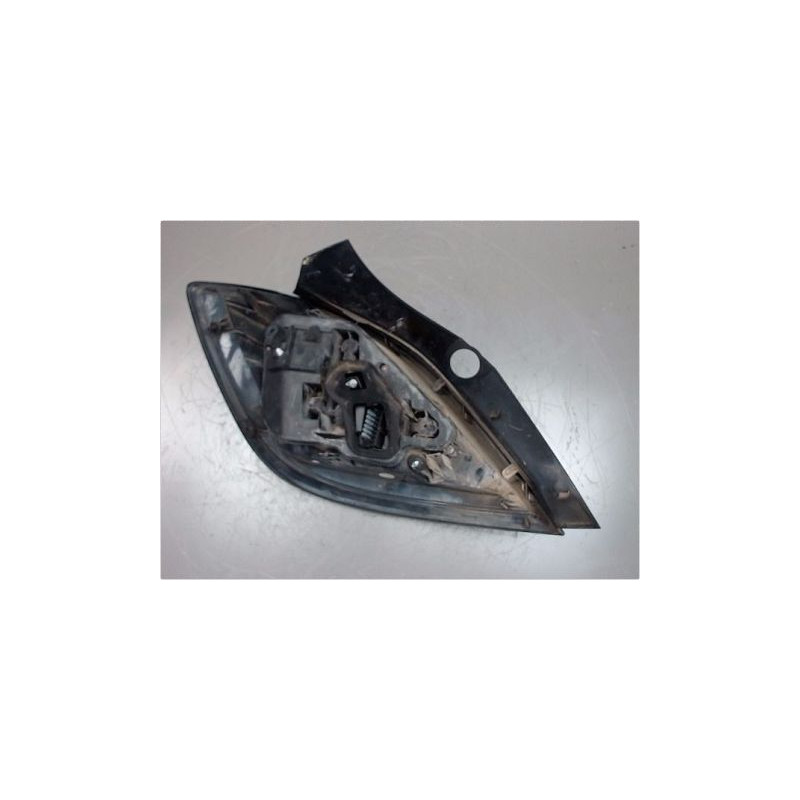 FEU ARRIERE DROIT OPEL ASTRA (H) 04-06