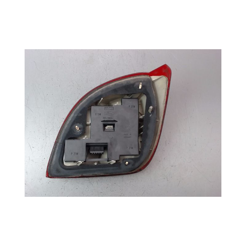 FEU ARRIERE GAUCHE  FORD FIESTA IV Phase 2 1999-2002